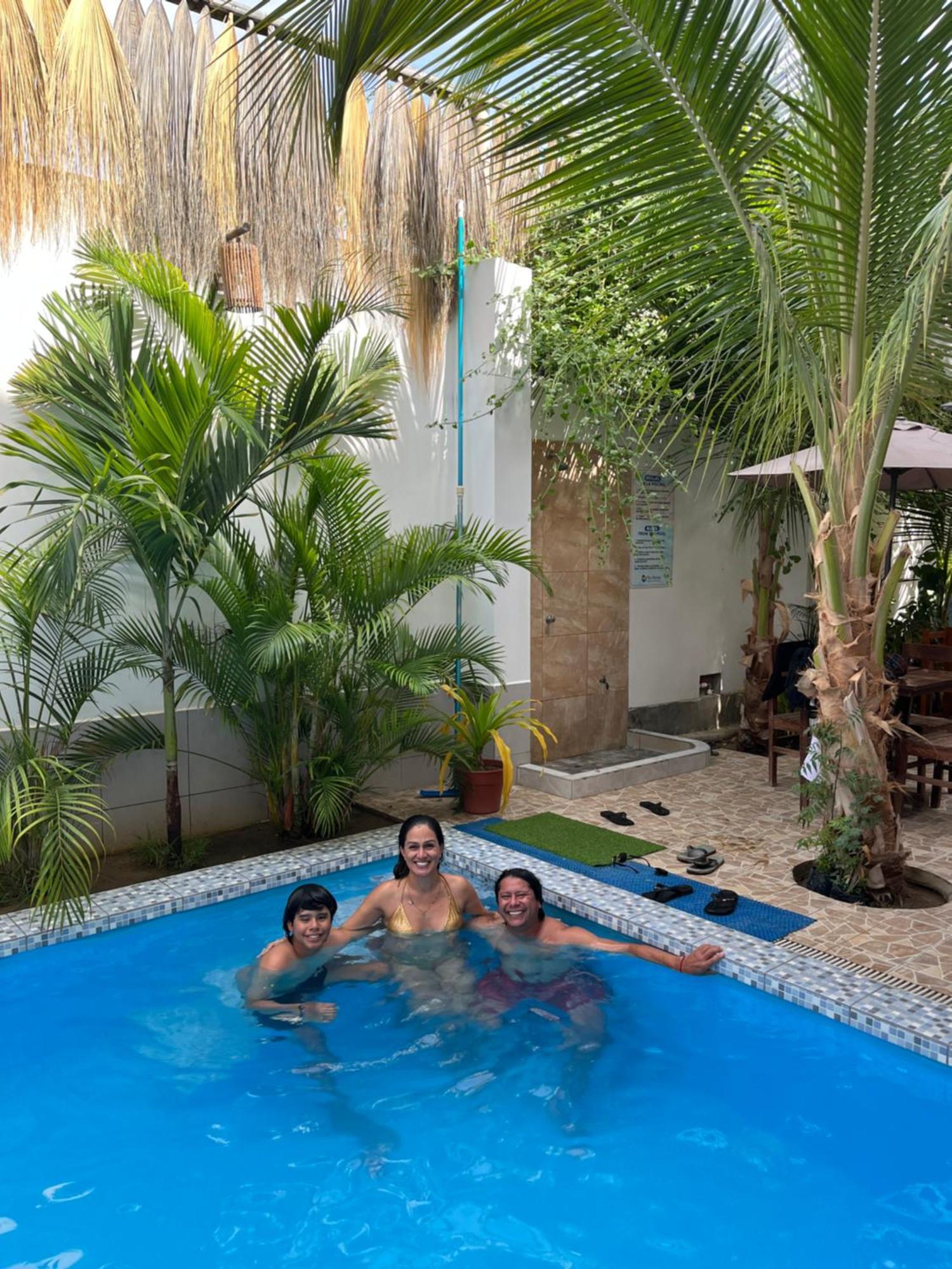 Hospedaje Ola Marina Mancora Exterior photo